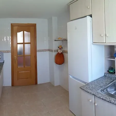 Apart. En A 150m. De La Playa דירה