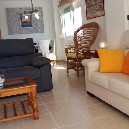 Apart. En A 150m. De La Playa דירה *